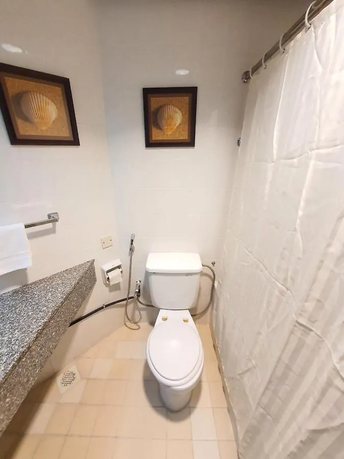 Aparthotel Seaview Deluxe Studio Couples Room S Malaysia