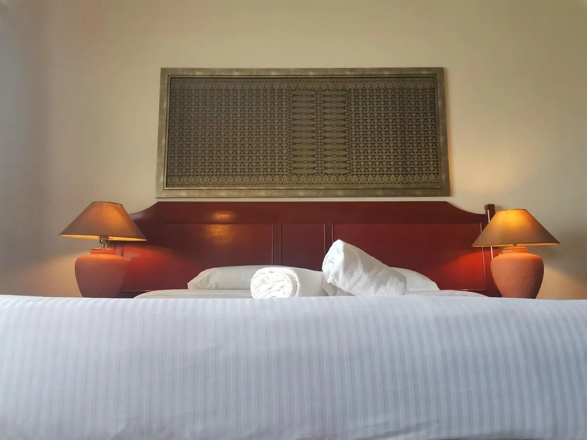 Seaview Deluxe Studio Couples Room S