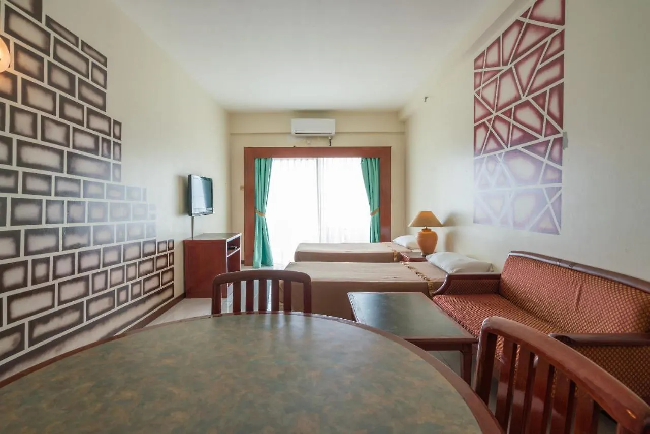 Seaview Deluxe Studio Couples Room S Aparthotel