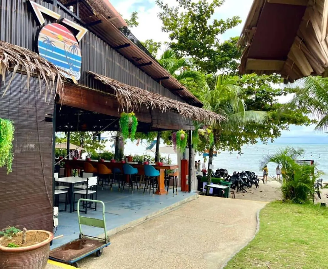 Seaview Deluxe Studio Couples Room S Malaysia